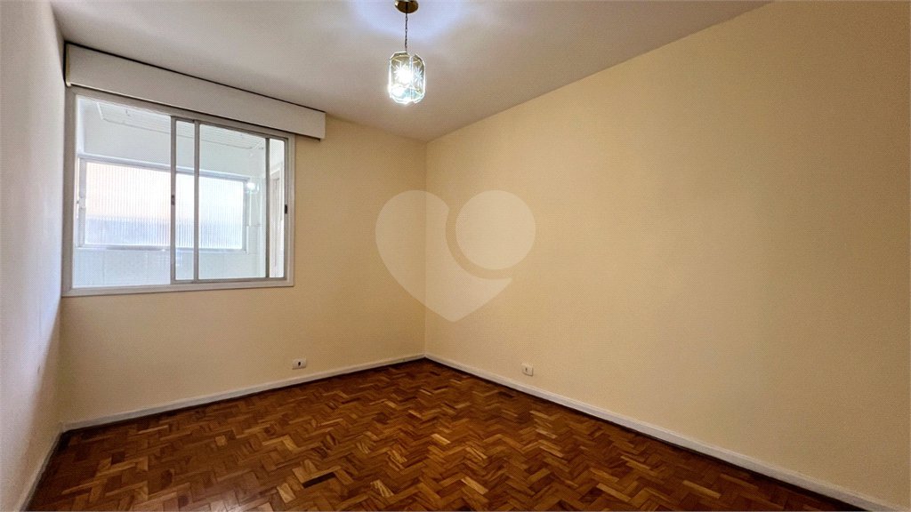 Apartamento à venda com 3 quartos, sendo 1 suíte, em Pinheiros, São Paulo, SP