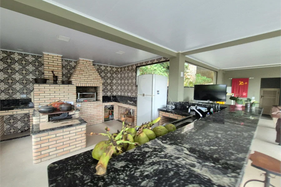 Casa à venda com 4 suítes no condomínio Sausalito, Mairiporã - SP