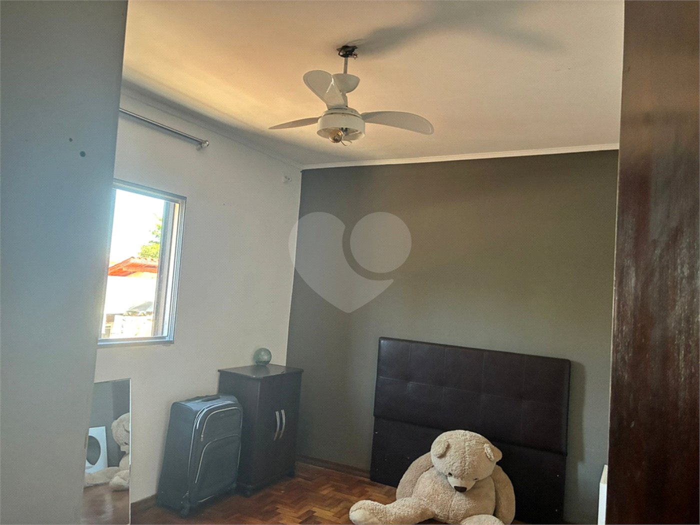Sobrado à venda com 4 quartos, sendo 1 suíte, em Vila Guilherme, São Paulo, SP
