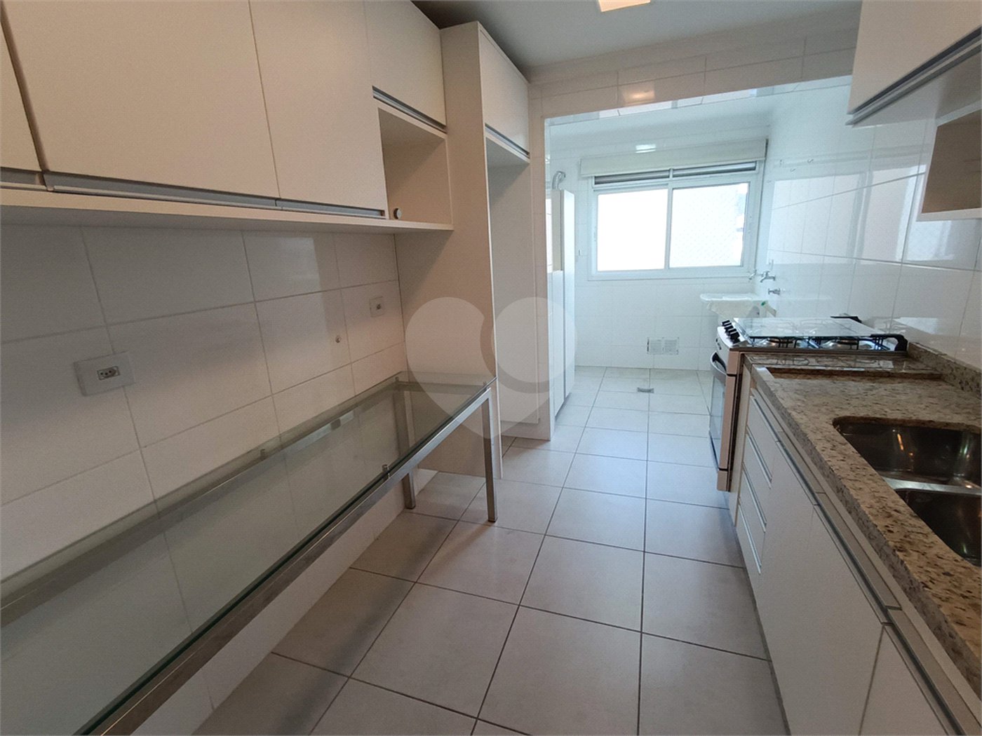 Apartamento à venda com 3 quartos, sendo 1 suíte, no Centro, São Roque, SP