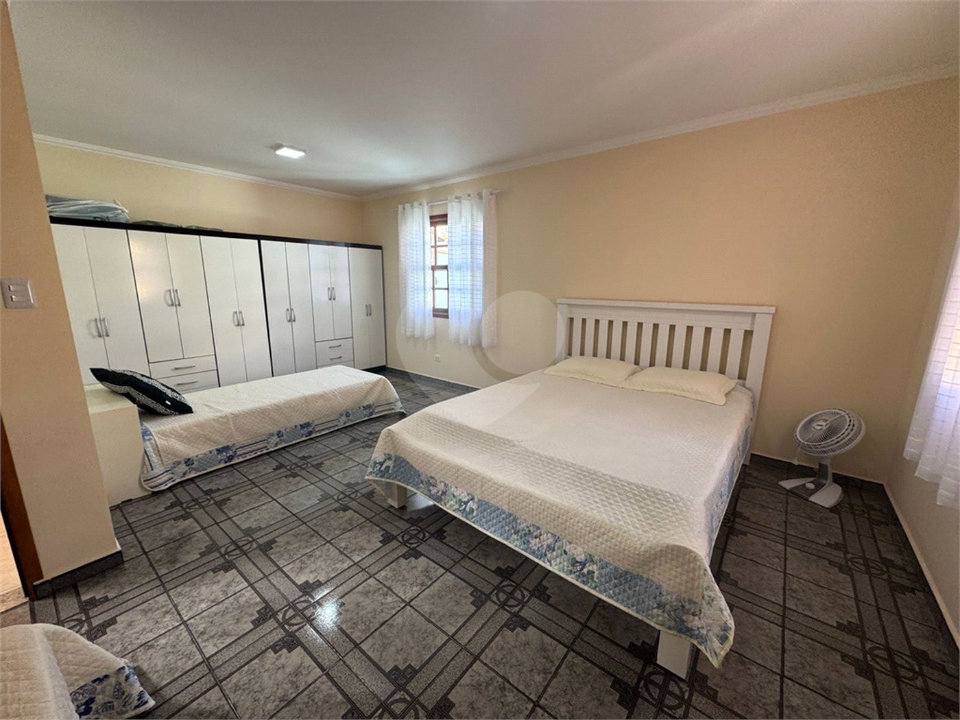 Casa à venda com 3 quartos, sendo 1 suíte, em Vila Rosalia, Guarulhos, SP