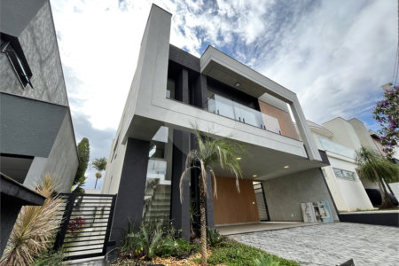 Casa à venda com 4 suítes no condomínio Mont Blanc, Sorocaba - SP