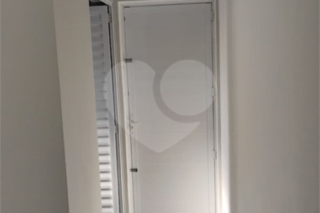 Sobrado à venda com 2 quartos, sendo 1 suíte,  em Vila Antonieta, São Paulo, SP