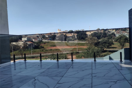 Sobrado à venda com 2 quartos, sendo 1 suíte,  no Centro, Bom Jesus dos Perdões, SP