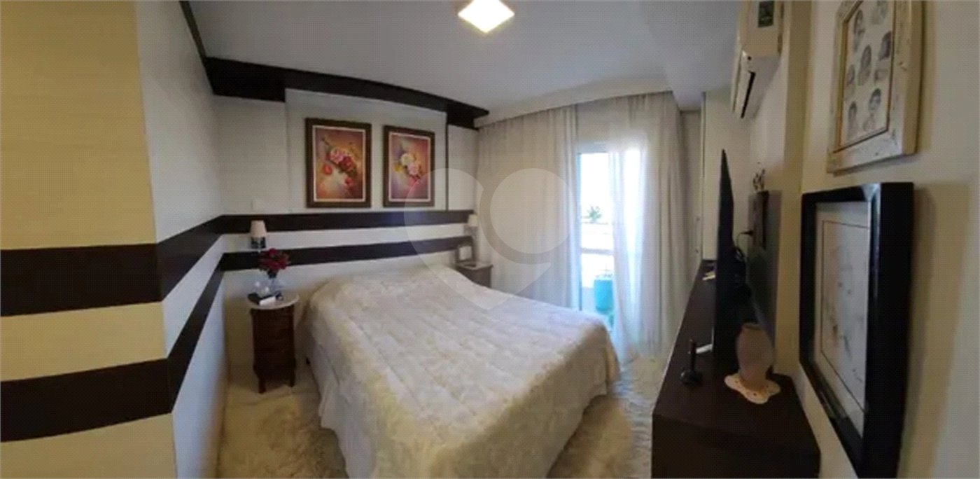 Apartamento à venda com 4 quartos, sendo 2 suítes,  em Vila Ema, São José dos Campos, SP