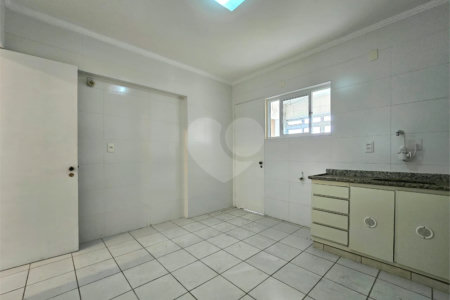 Apartamento à venda com 2 quartos, sendo 1 suíte, em Saúde, São Paulo, SP
