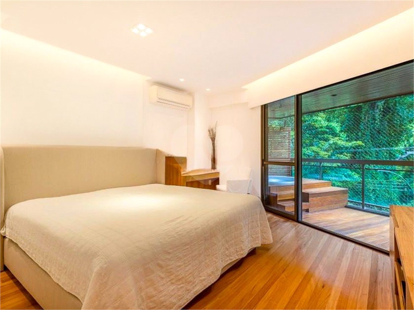 Duplex à venda com 3 quartos, sendo 2 suítes, em Jardim Botânico, Rio de Janeiro, RJ