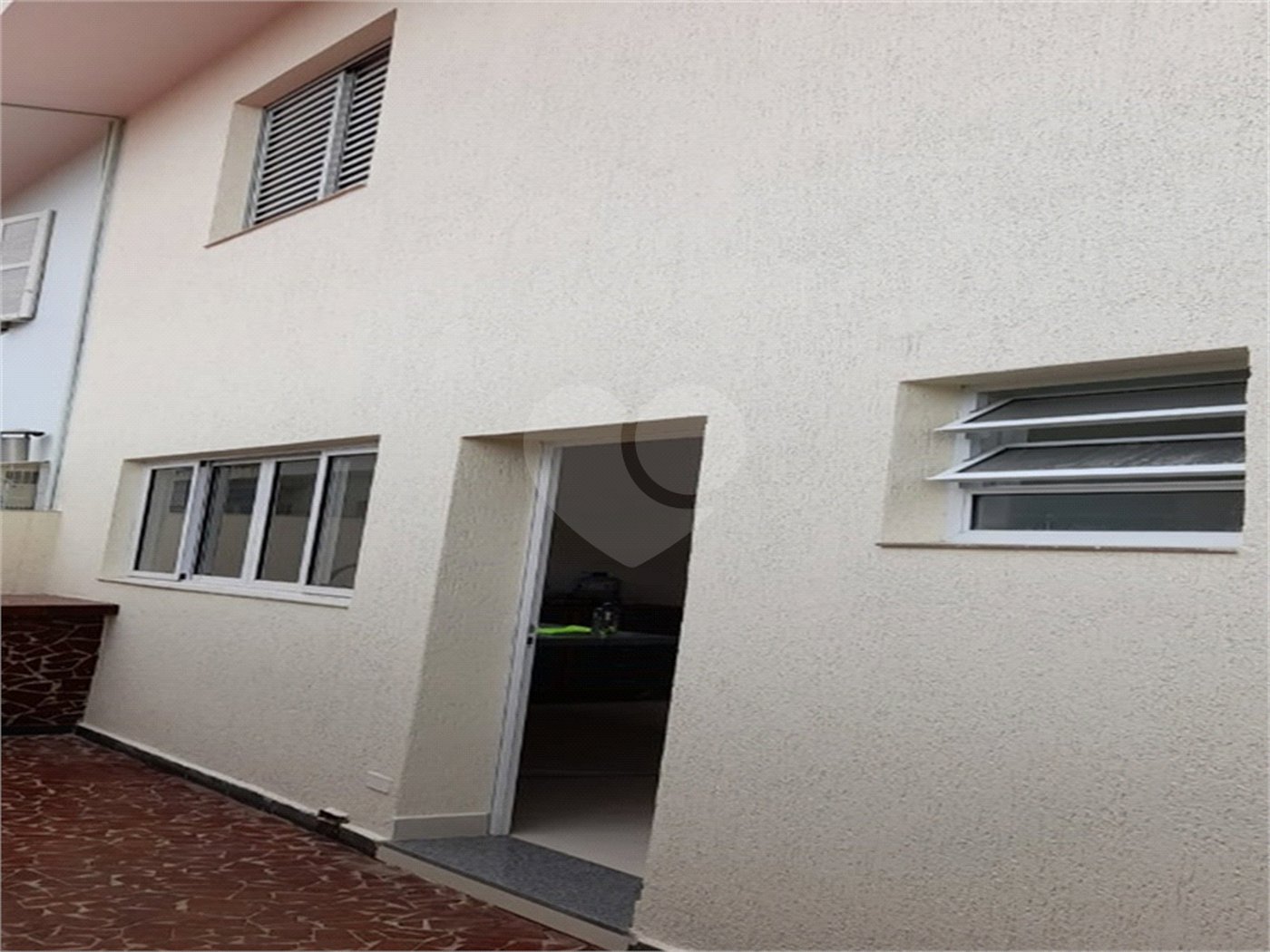 Sobrado à venda com 3 quartos, sendo 1 suíte, em Parque Peruche, São Paulo, SP
