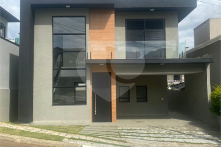 Terreno à venda com 3 suítes no condomínio Terras de Atibaia 1, Atibaia - SP