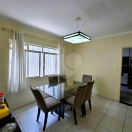 Sobrado à venda com 3 quartos, sendo 1 suíte, em Jardim Centenário, São Paulo, SP