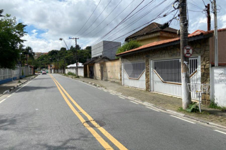 Casa à venda com 3 quartos, sendo 1 suíte, em Vila Acoreana, Poá, SP