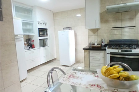 Casa à venda com 3 quartos, sendo 1 suíte, em Vila Rica, São Paulo, SP