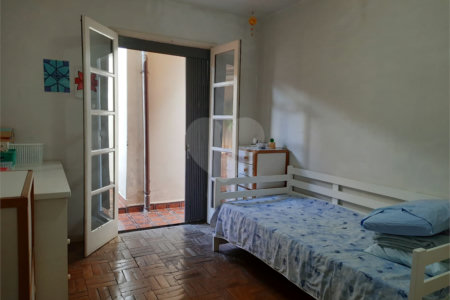 Casa à venda com 4 quartos, sendo 1 suíte,  em Parque Continental, São Paulo, SP