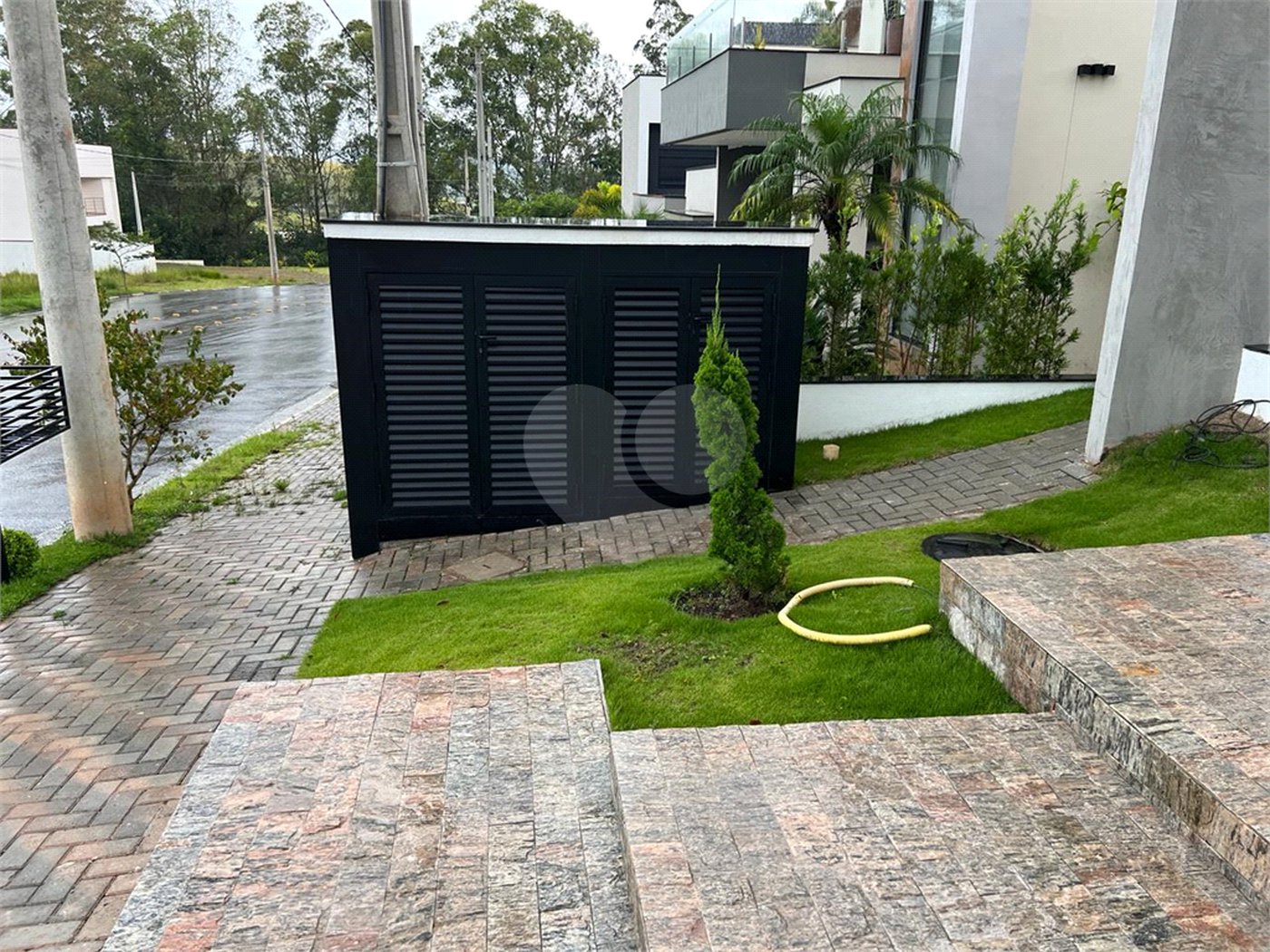 Casa à venda com 4 quartos, sendo 3 suítes,  no condomínio Mosaico Essence - Fase 1, Mogi das Cruzes - SP