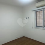 Casa à venda com 3 quartos, sendo 1 suíte,  no condomínio Vilagio Viccino, São Paulo - SP
