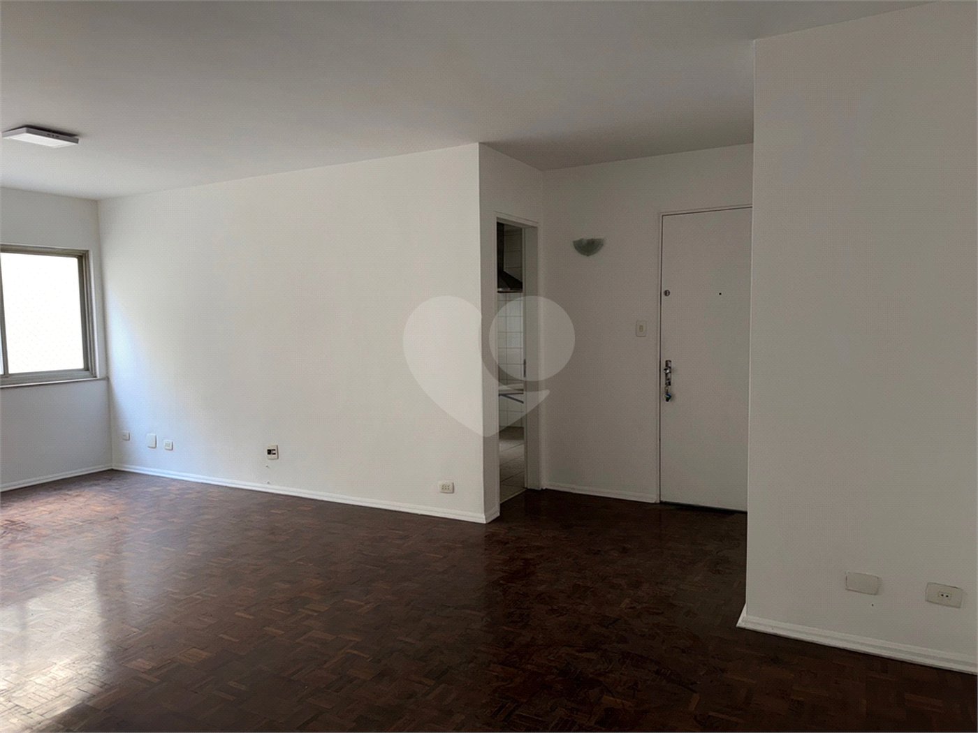 Apartamento à venda ou para alugar com 3 quartos, sendo 1 suíte,  em Jardim Paulista, São Paulo, SP