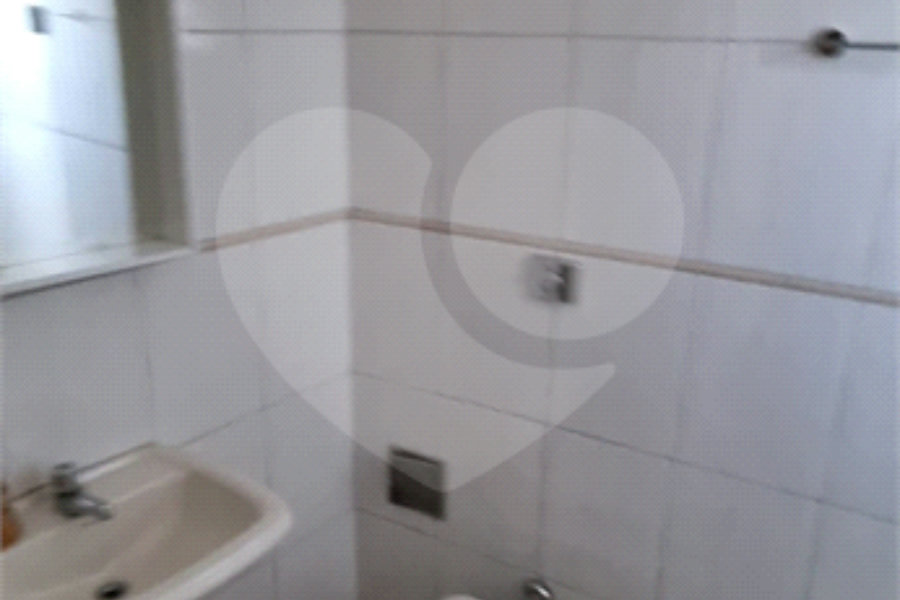 Sobrado à venda com 5 quartos em Freguesia do Ó, São Paulo, SP