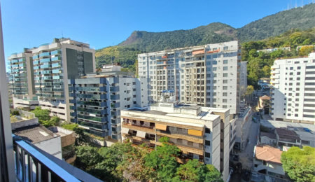 Apartamento à venda com 4 quartos, sendo 1 suíte,  em Tijuca, Rio de Janeiro, RJ