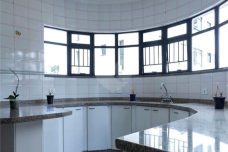 Apartamento à venda ou para alugar com 4 suítes em Jardim da Saúde, São Paulo, SP