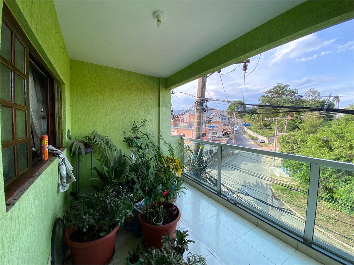 Sobrado à venda com 4 quartos em Jardim Santa Luzia de Poa, Itaquaquecetuba, SP