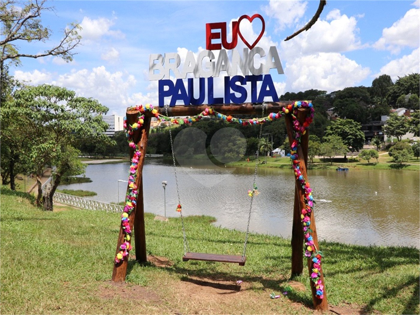 Terreno à venda em Chácara Fernão Dias, Bragança Paulista, SP