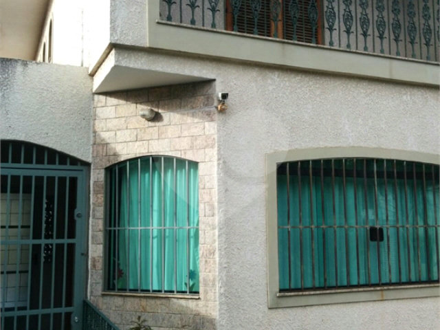 Sobrado à venda com 3 quartos, sendo 1 suíte,  em Tremembé, São Paulo, SP