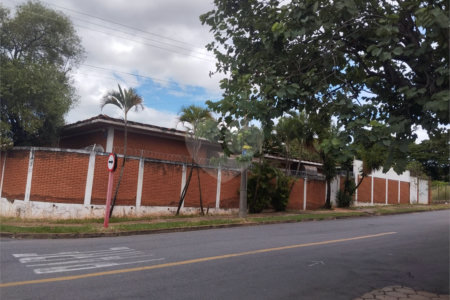Casa à venda com 5 quartos, sendo 3 suítes, em Vila Sedenho, Araraquara, SP