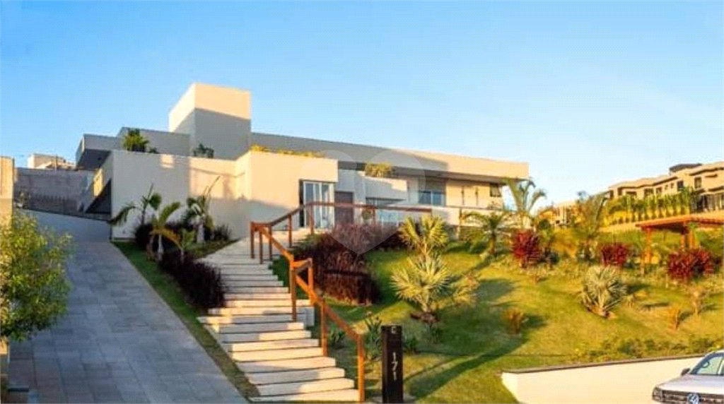 Casa à venda com 4 suítes no condomínio Campo de Toscana, Vinhedo - SP