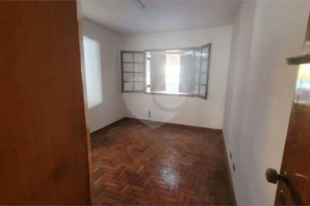 Casa Térrea à venda com 2 quartos em Interlagos, São Paulo, SP