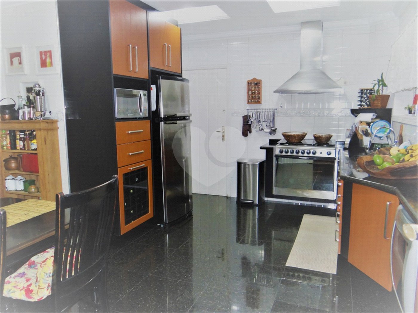 Casa à venda com 4 suítes em Jardim Floresta, São Paulo, SP