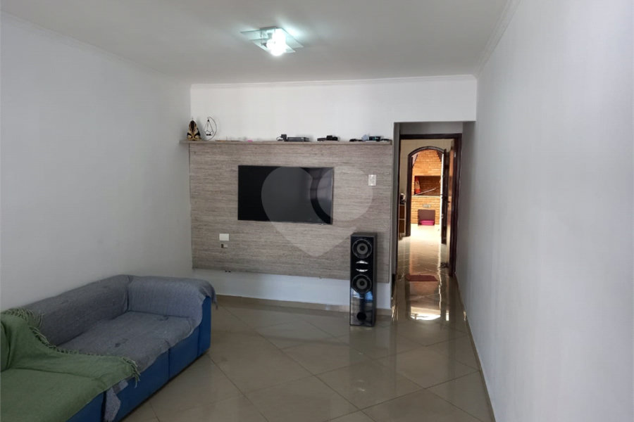 Sobrado à venda com 2 quartos em Tremembé, São Paulo, SP