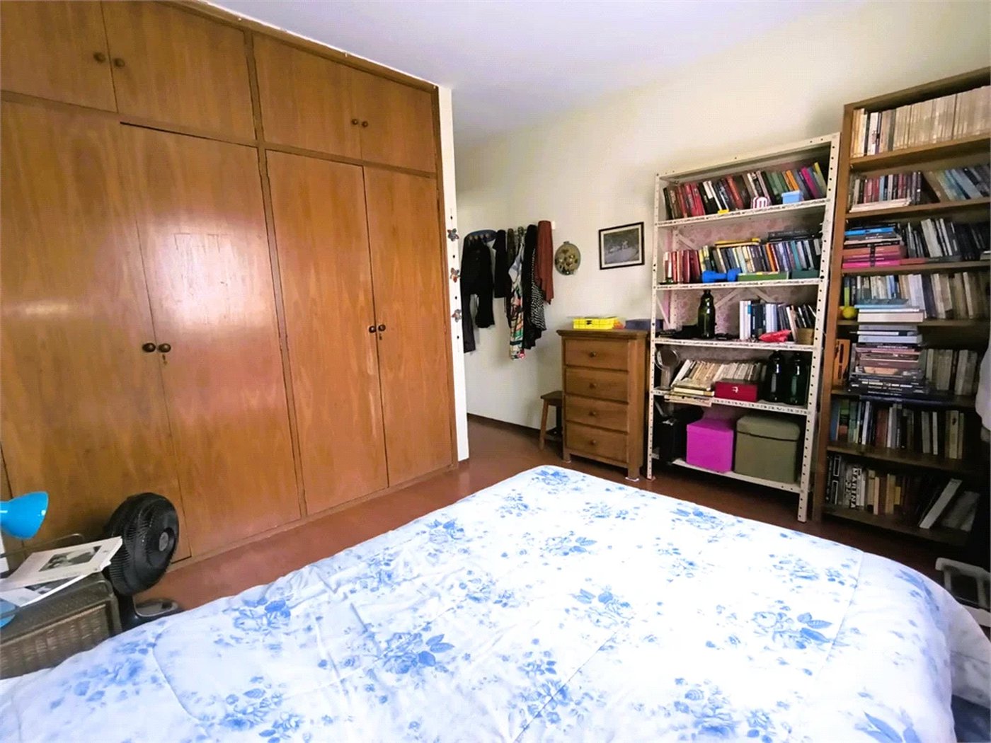 Sobrado à venda com 4 quartos, sendo 2 suítes, em Vila Morse, São Paulo, SP