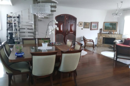 Sobrado à venda com 4 quartos, sendo 2 suítes, em Jardim Franca, São Paulo, SP