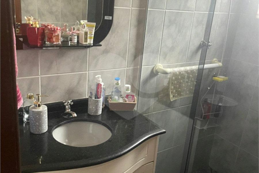Sobrado à venda com 4 quartos, sendo 1 suíte, em Tremembé, São Paulo, SP