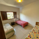 Casa à venda com 5 quartos, sendo 3 suítes,  no condomínio Flamboyant, Atibaia - SP