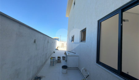 Casa em condomínio à venda com 4 quartos, sendo 3 suítes, em Ogiva, Cabo Frio, RJ