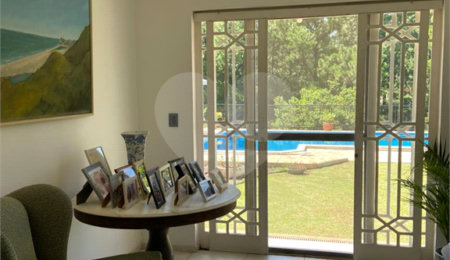 Casa à venda com 6 quartos, sendo 3 suítes,  em Marambaia, Vinhedo, SP