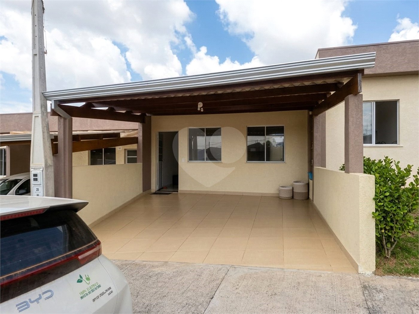 Casa à venda com 2 quartos no condomínio Novo Horizonte, Itapetininga - SP