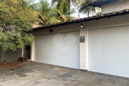 Casa à venda com 4 quartos, sendo 3 suítes, no condomínio Mirante da Barra, Rio de Janeiro - RJ