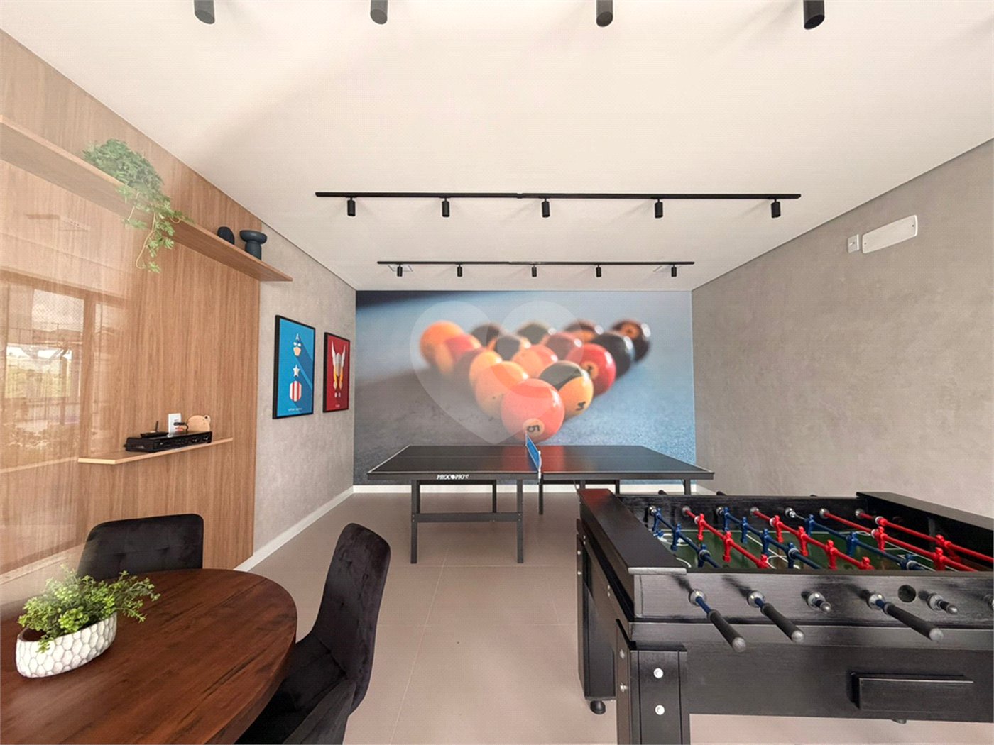 Apartamento à venda com 2 quartos, sendo 1 suíte, em Jardim Guarujá, Sorocaba, SP