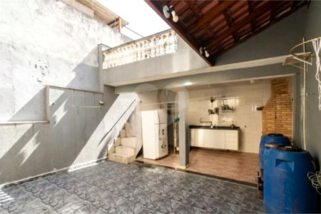 Casa à venda com 5 quartos, sendo 1 suíte, em Vila Rosália, Guarulhos, SP
