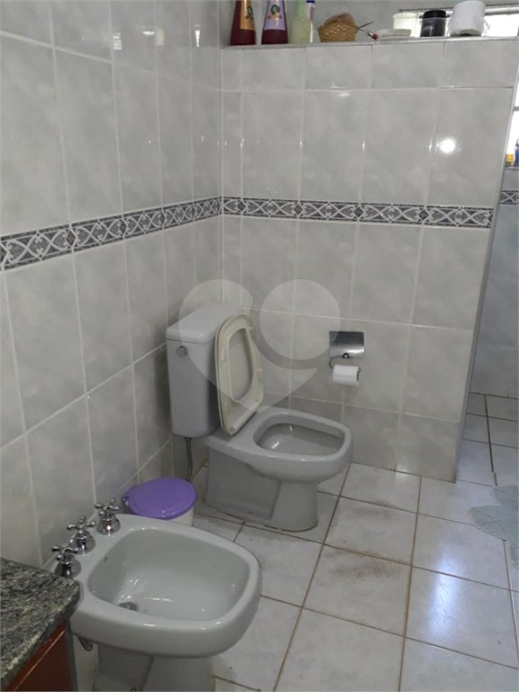 Chácara à venda com 4 quartos, sendo 1 suíte,  em Chácaras Polozzi, Louveira, SP
