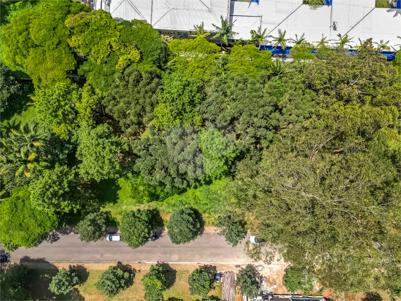 Terreno à venda no condomínio Chácara Santa Helena, São Paulo - SP