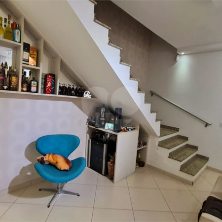 Sobrado à venda com 3 quartos, sendo 1 suíte,  em Jardim Leocádia, Sorocaba, SP