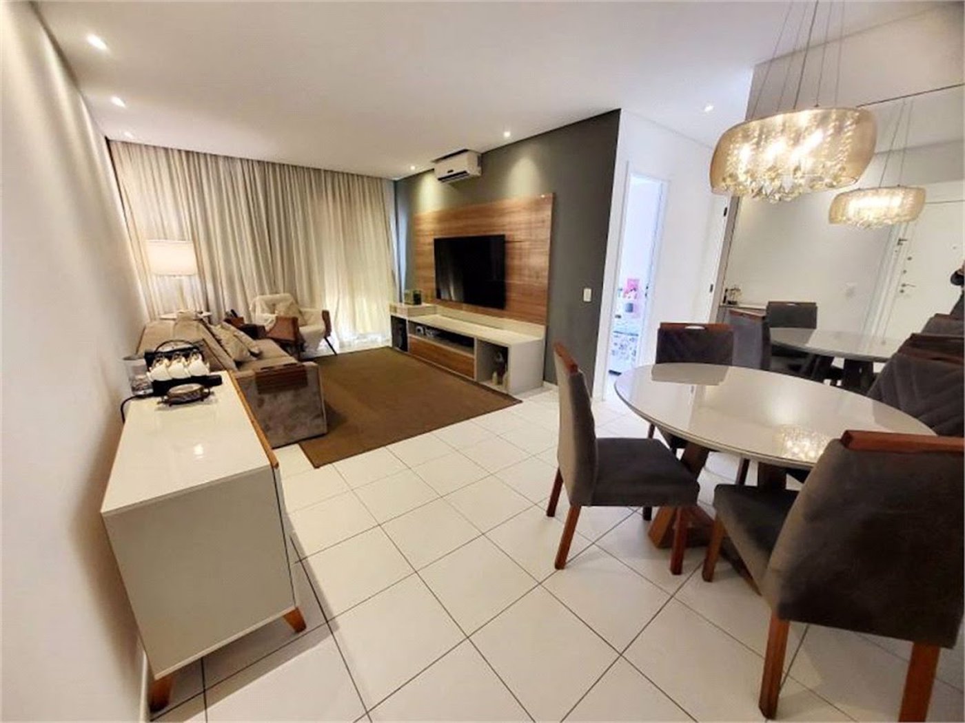 Apartamento Residencial à venda, Gonzaga, Santos - AP1004.