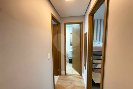 Apartamento à venda com 2 quartos, sendo 1 suíte,  em Boqueirão, Praia Grande, SP