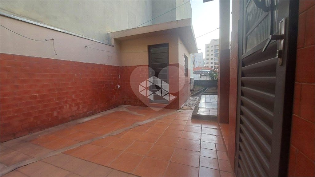 Casa à venda com 4 quartos, sendo 1 suíte,  em Lapa, São Paulo, SP