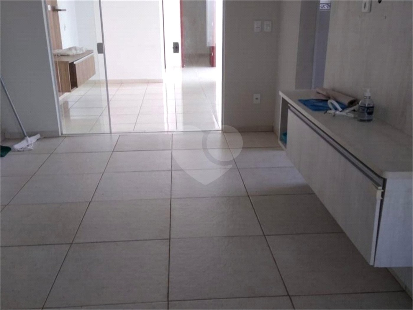 Casa à venda com 3 quartos, sendo 1 suíte, no condomínio Villagio Milano, Sorocaba - SP