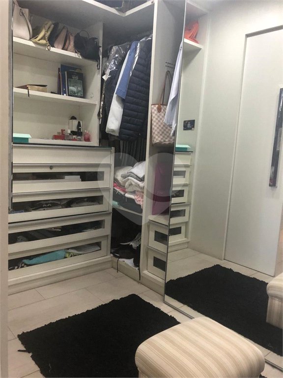 Sobrado à venda com 4 quartos, sendo 2 suítes, em Palmas do Tremembé, São Paulo, SP