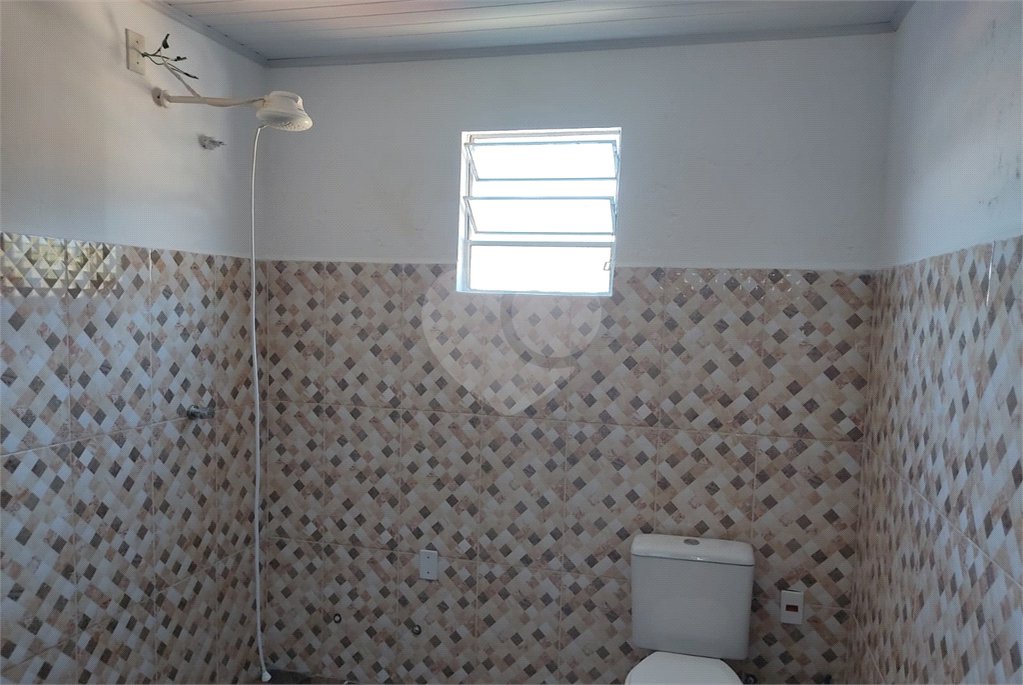 Casa à venda ou para alugar com 6 quartos, sendo 3 suítes,  em Jardim Vila Rica, São Paulo, SP